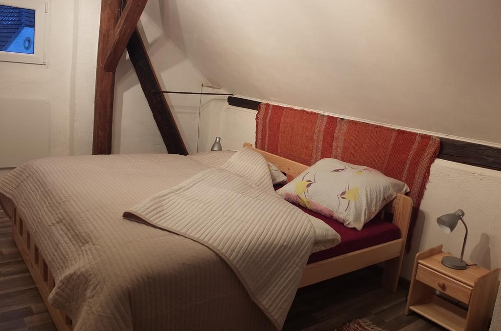 Apartman75 Tisnov Kamer foto
