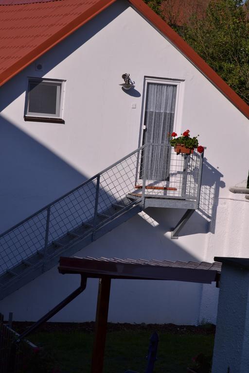 Apartman75 Tisnov Buitenkant foto